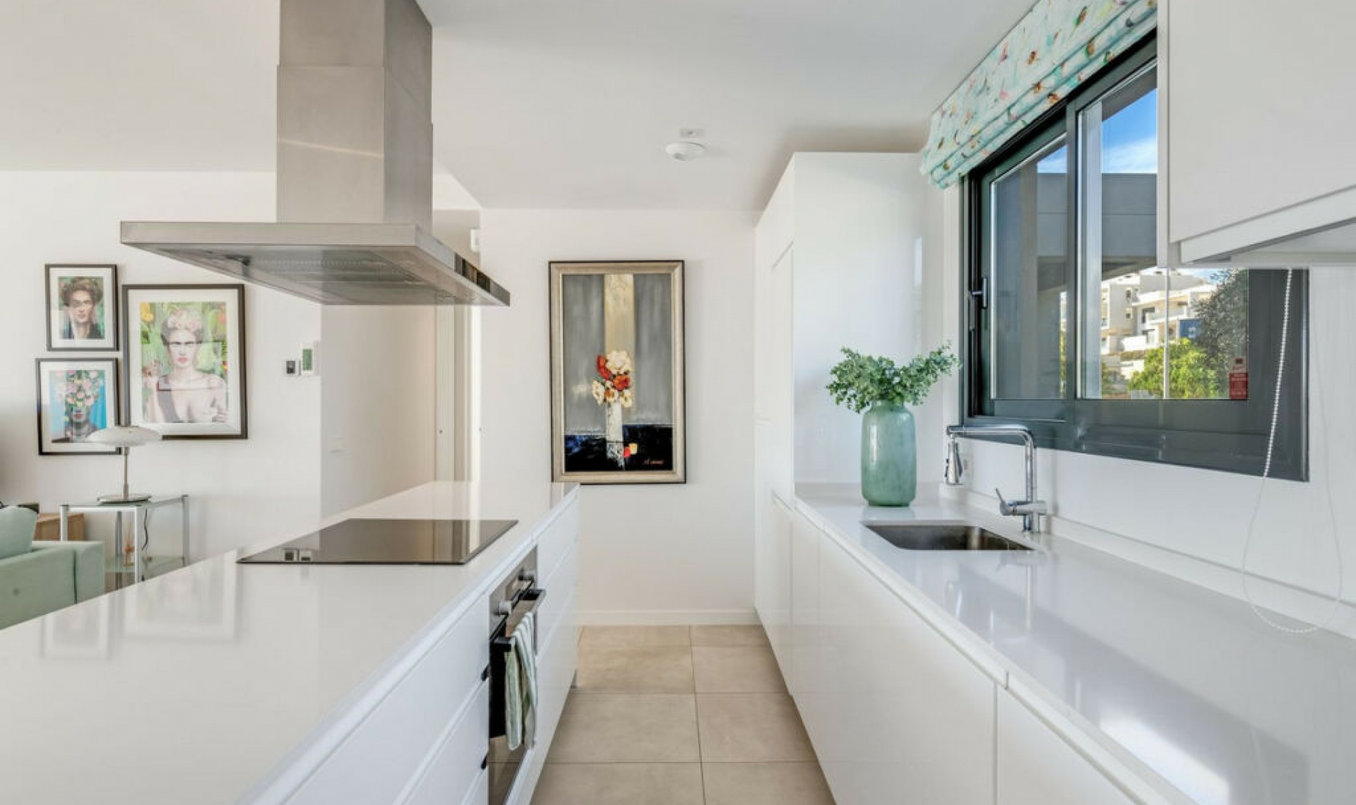 Resale - Apartment -
Estepona