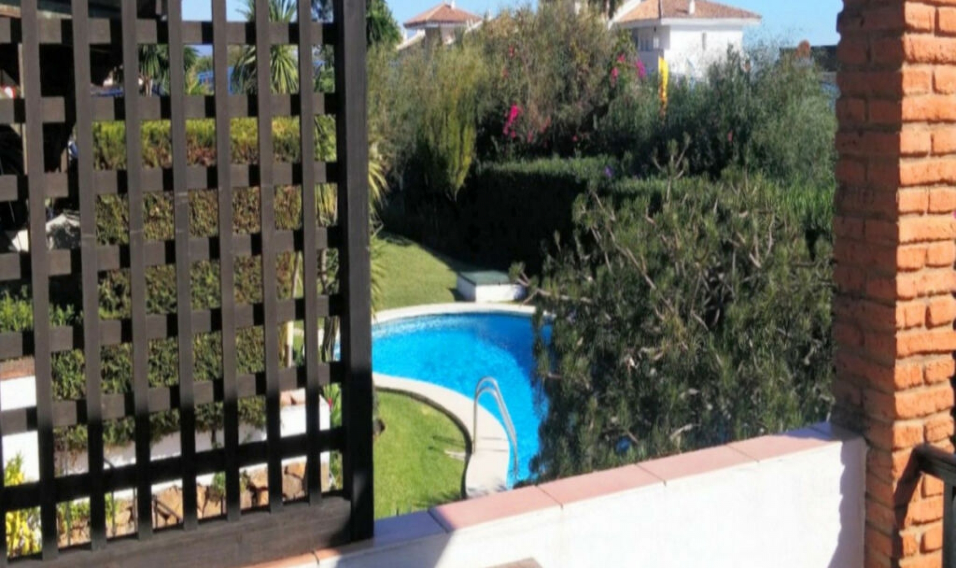 Resale - Apartment -
Estepona