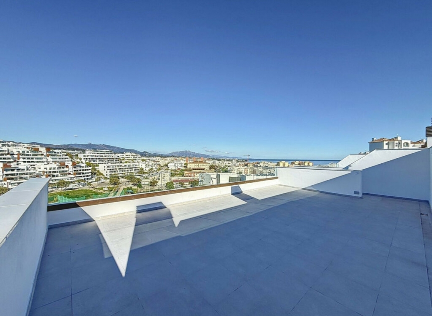 Resale - Apartment -
Estepona