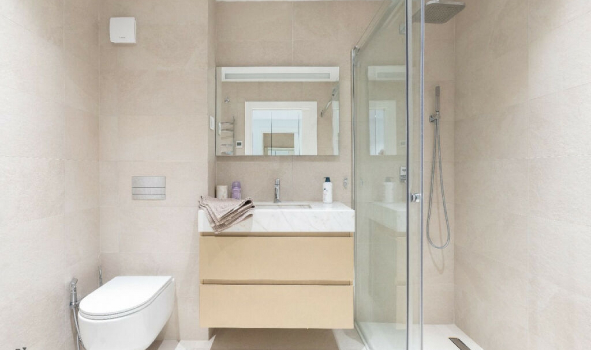 Resale - Apartment -
Estepona