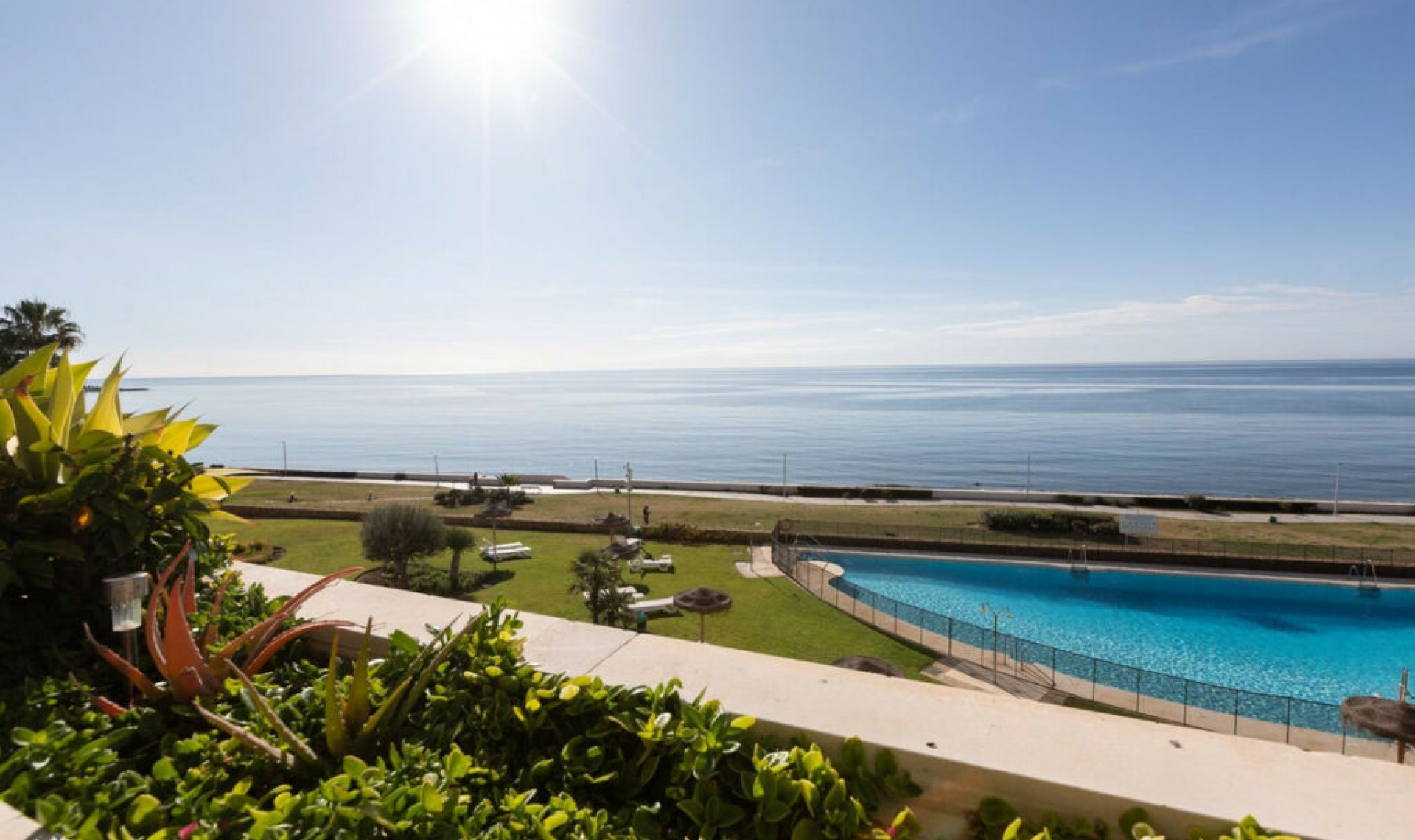 Resale - Apartment -
Estepona