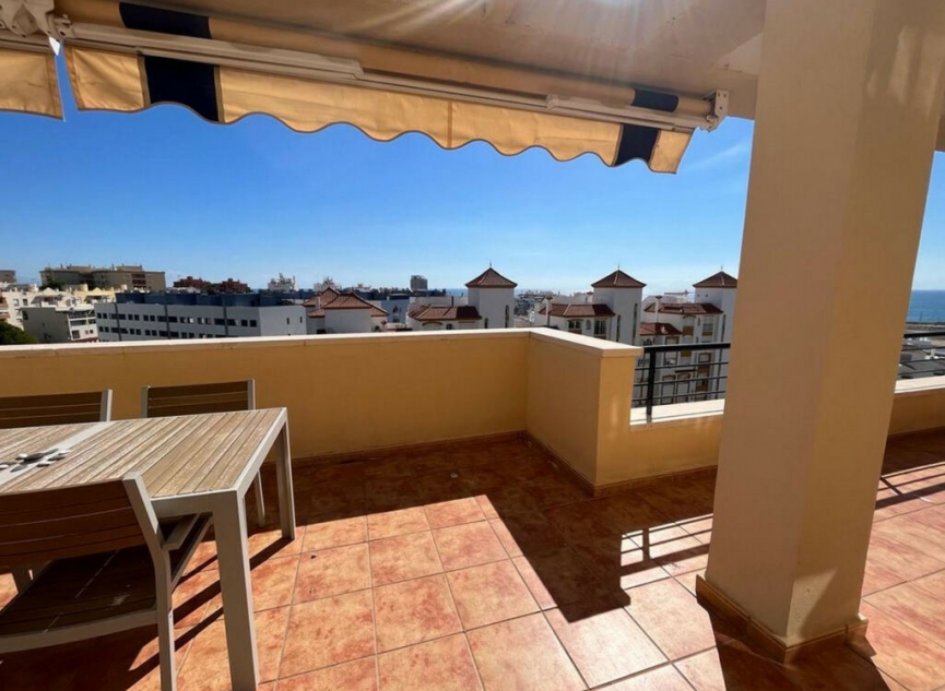Resale - Apartment -
Estepona
