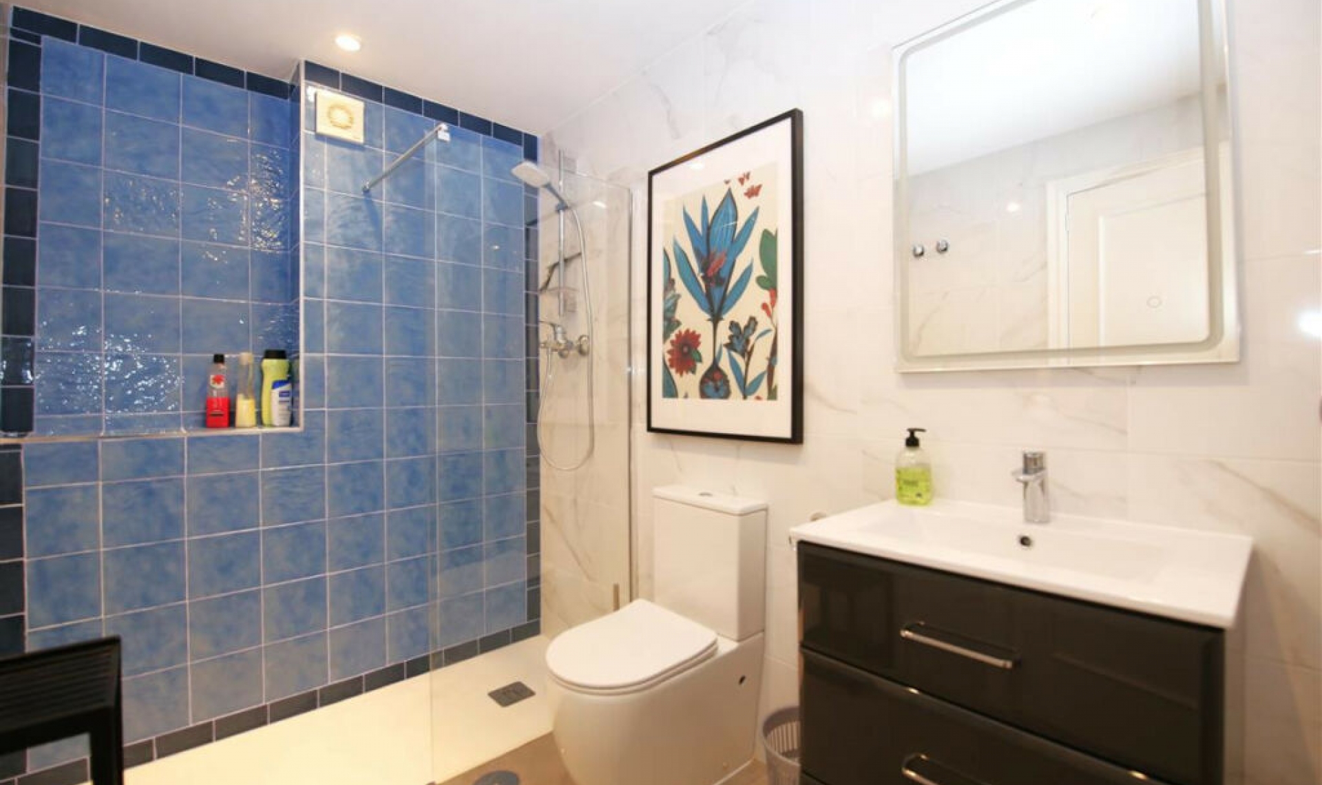 Resale - Apartment -
Estepona