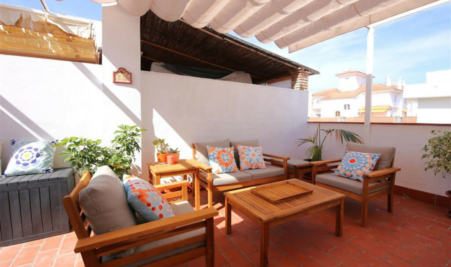 Resale - Apartment -
Estepona