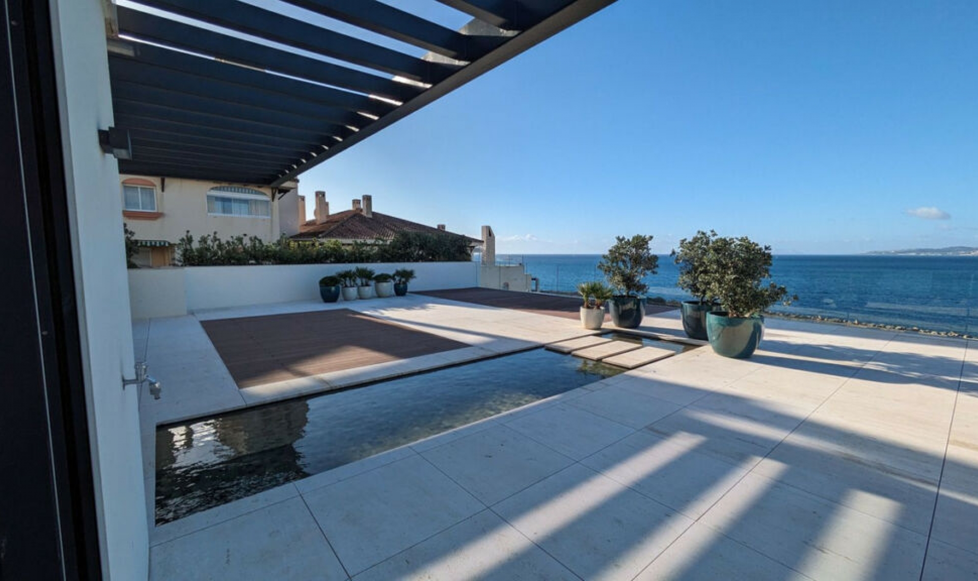 Resale - Apartment -
Estepona