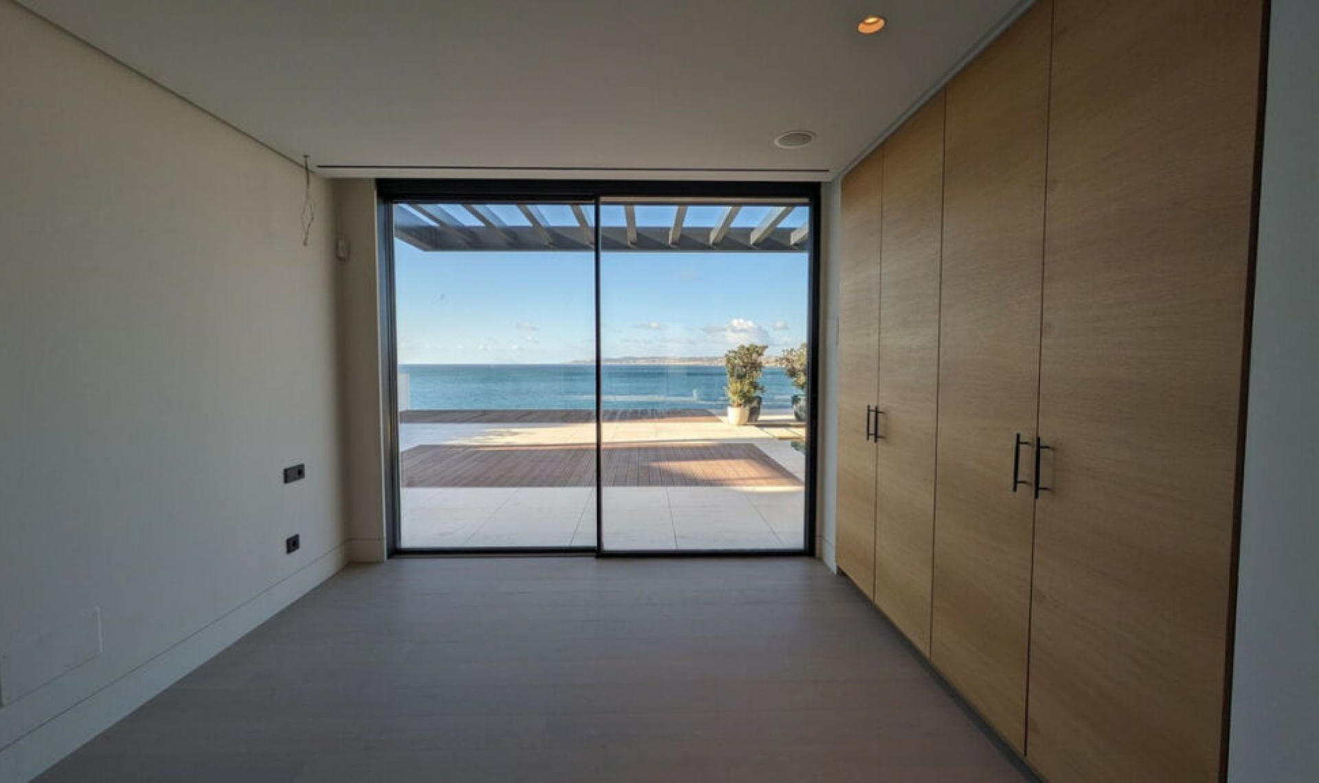 Resale - Apartment -
Estepona