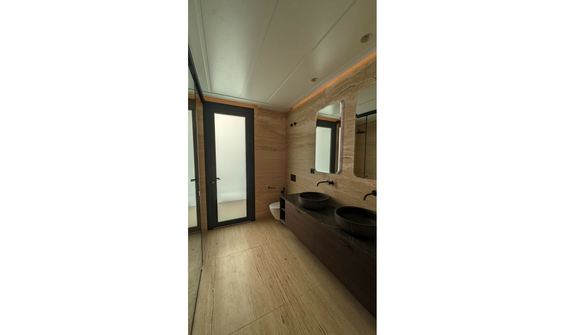 Resale - Apartment -
Estepona