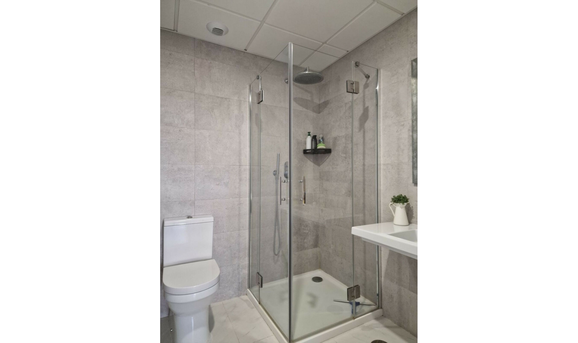 Resale - Apartment -
Estepona