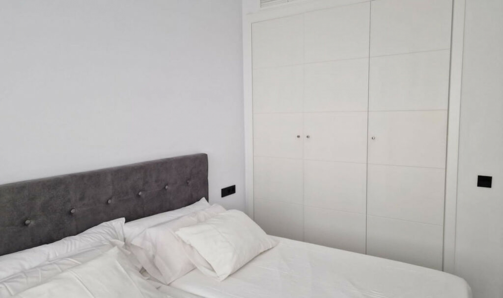 Resale - Apartment -
Estepona