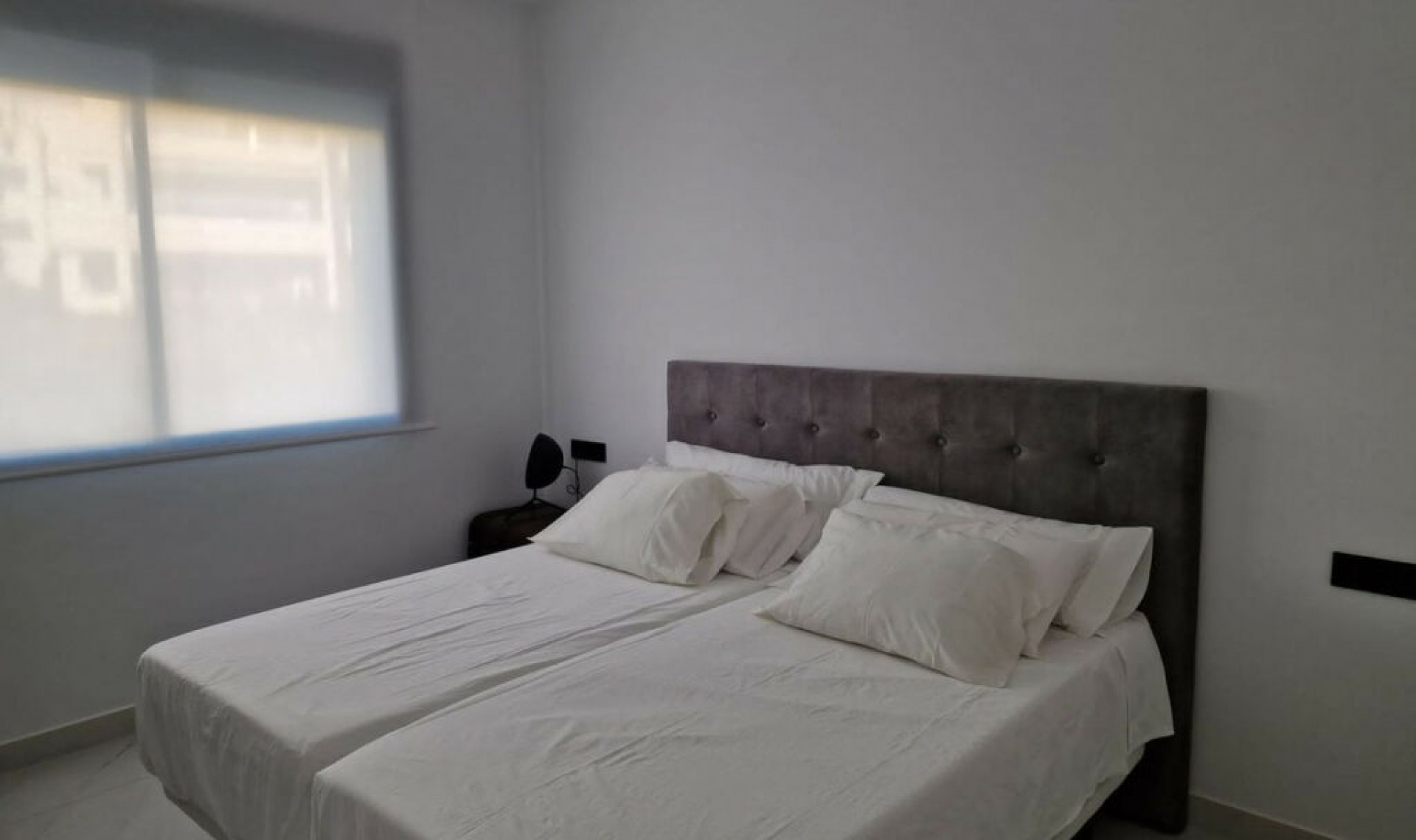 Resale - Apartment -
Estepona