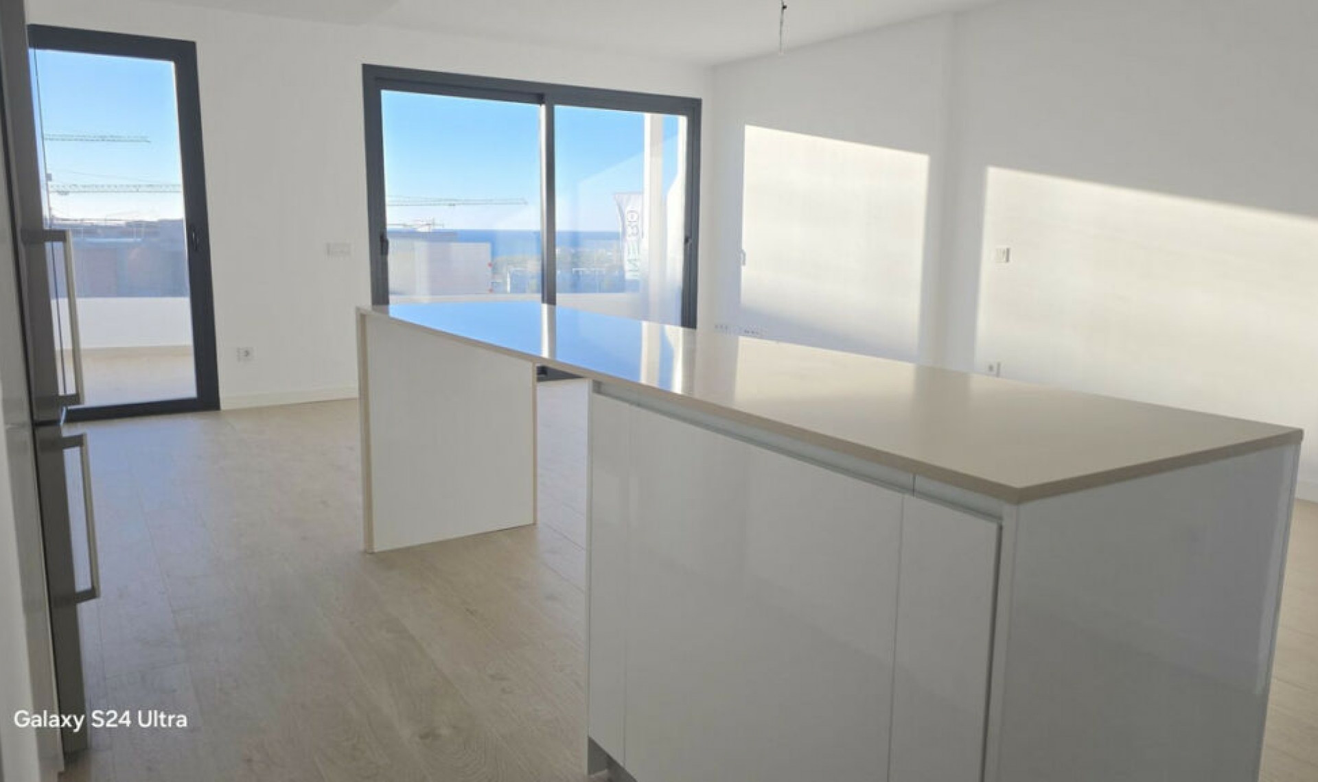 Resale - Apartment -
Estepona