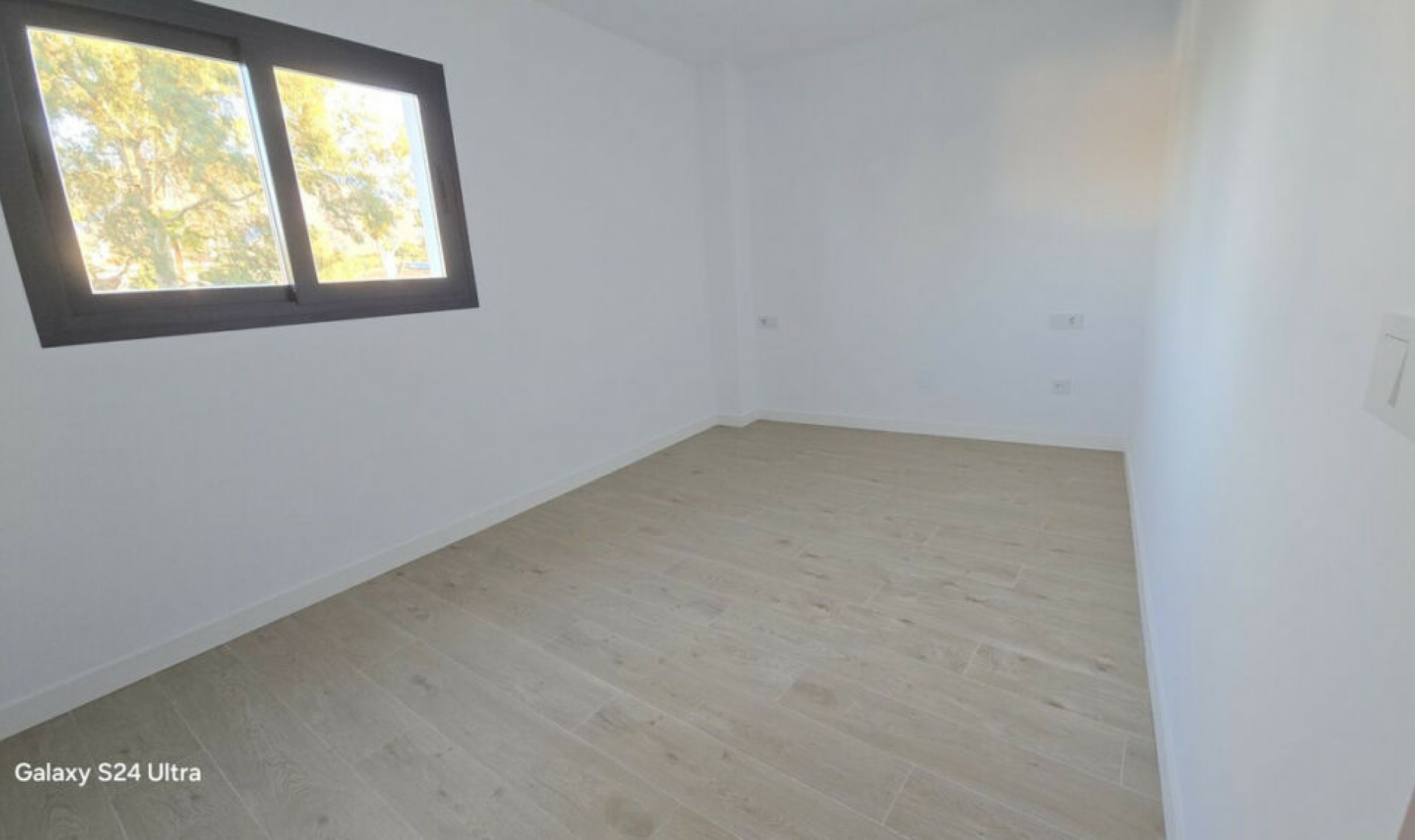 Resale - Apartment -
Estepona