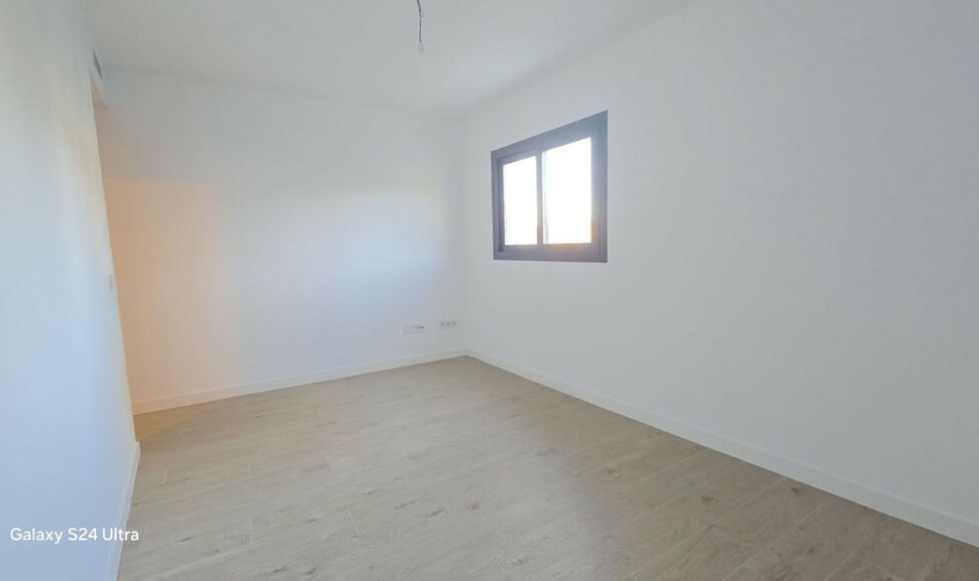 Resale - Apartment -
Estepona
