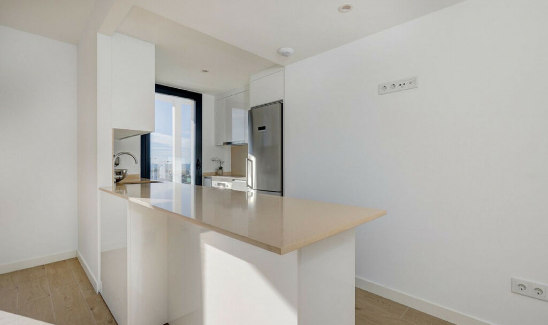 Resale - Apartment -
Estepona