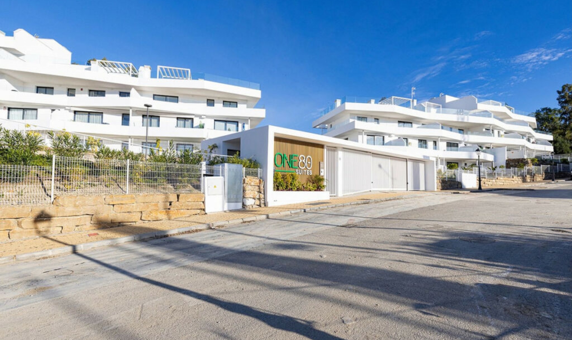 Resale - Apartment -
Estepona