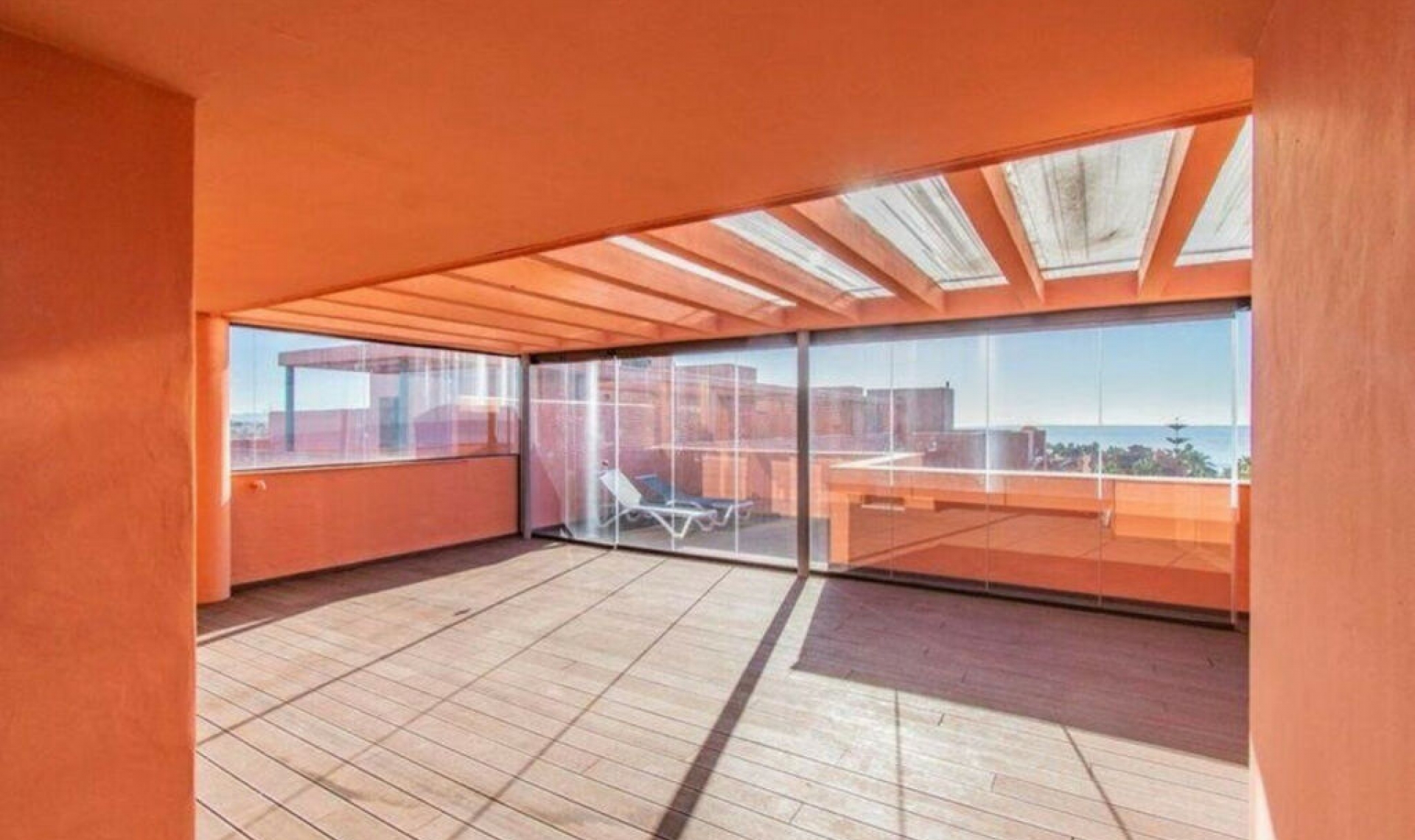 Resale - Apartment -
Estepona