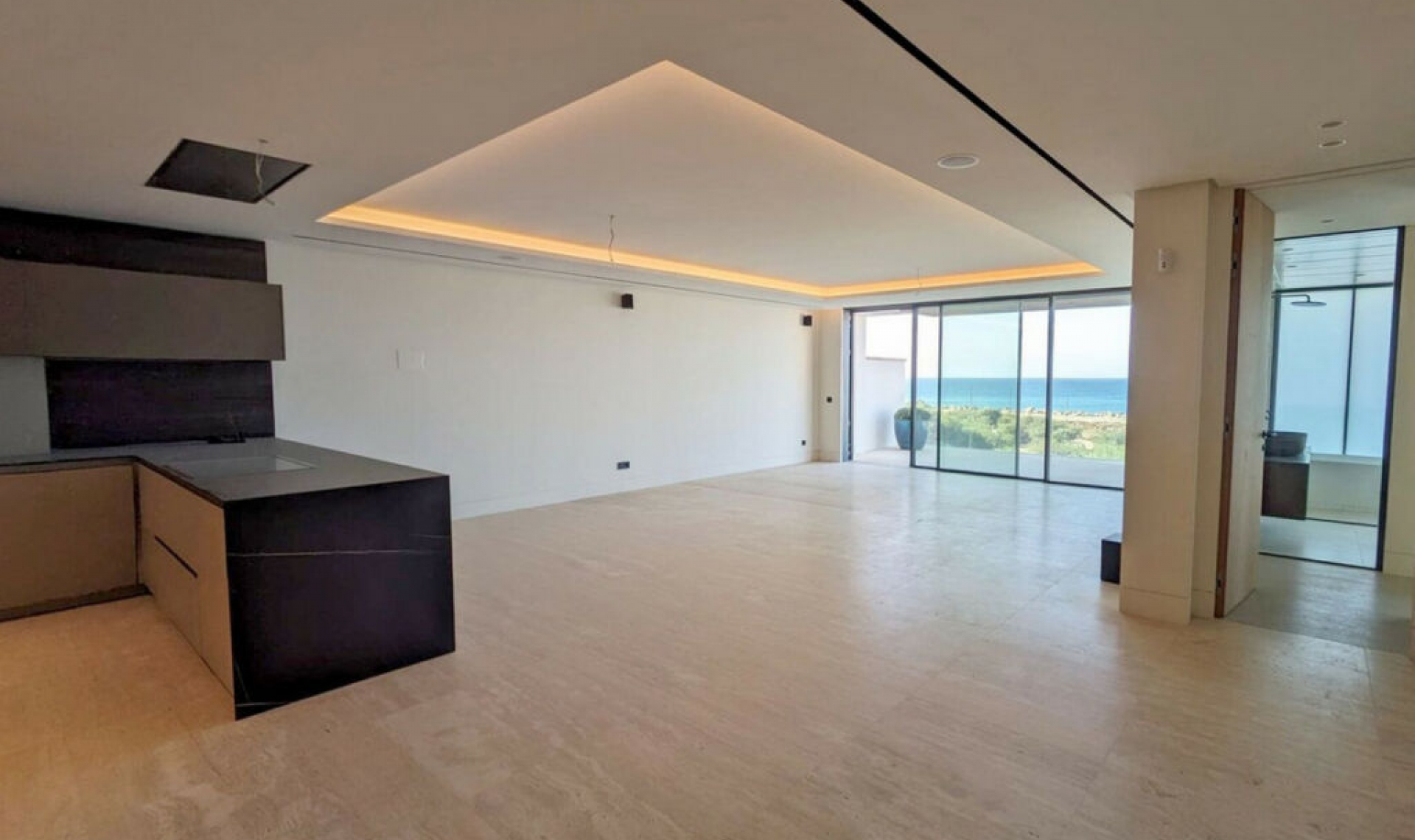 Resale - Apartment -
Estepona