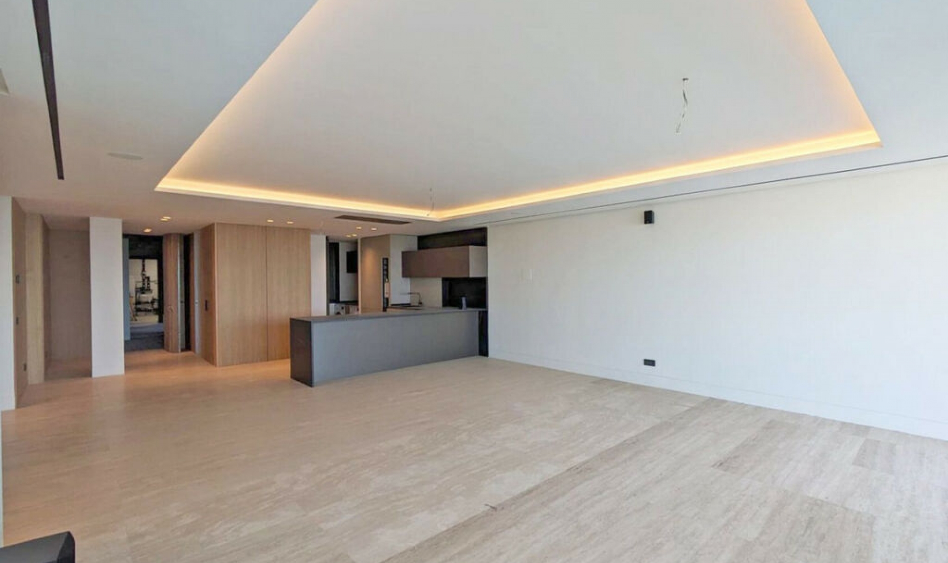 Resale - Apartment -
Estepona