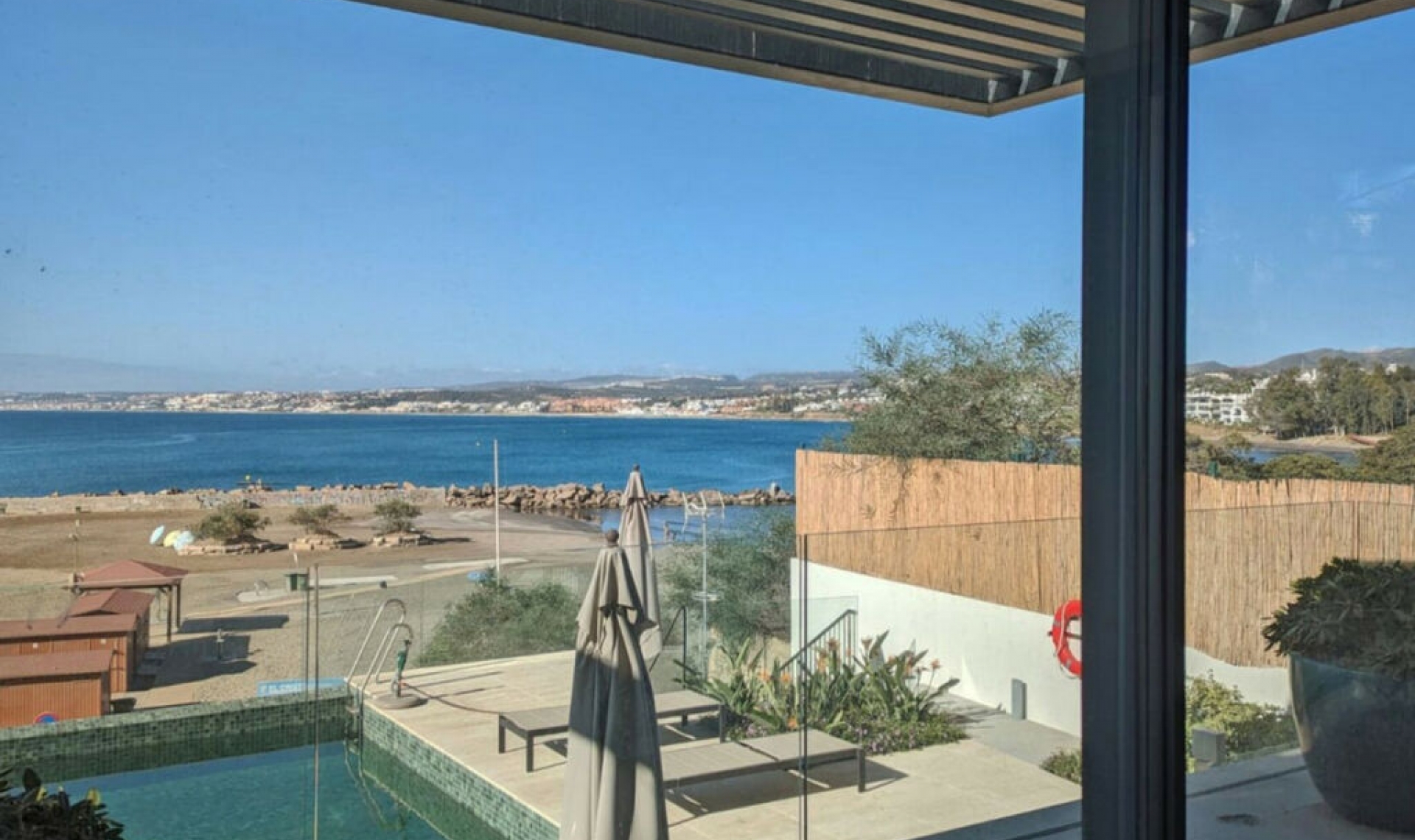 Resale - Apartment -
Estepona