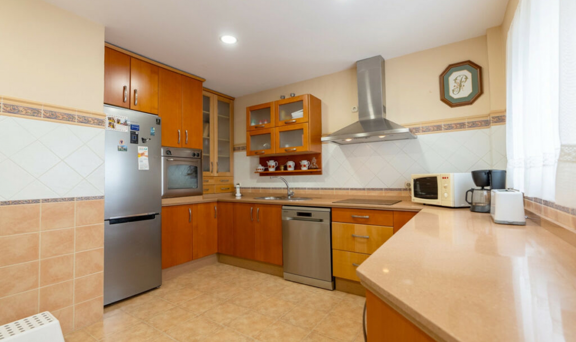 Resale - Apartment -
Estepona