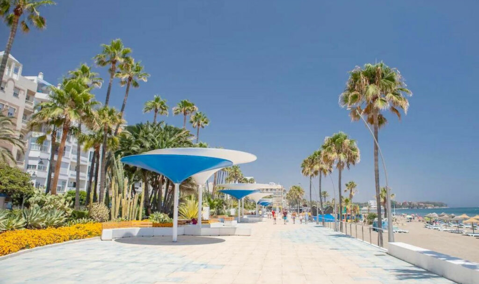 Resale - Apartment -
Estepona