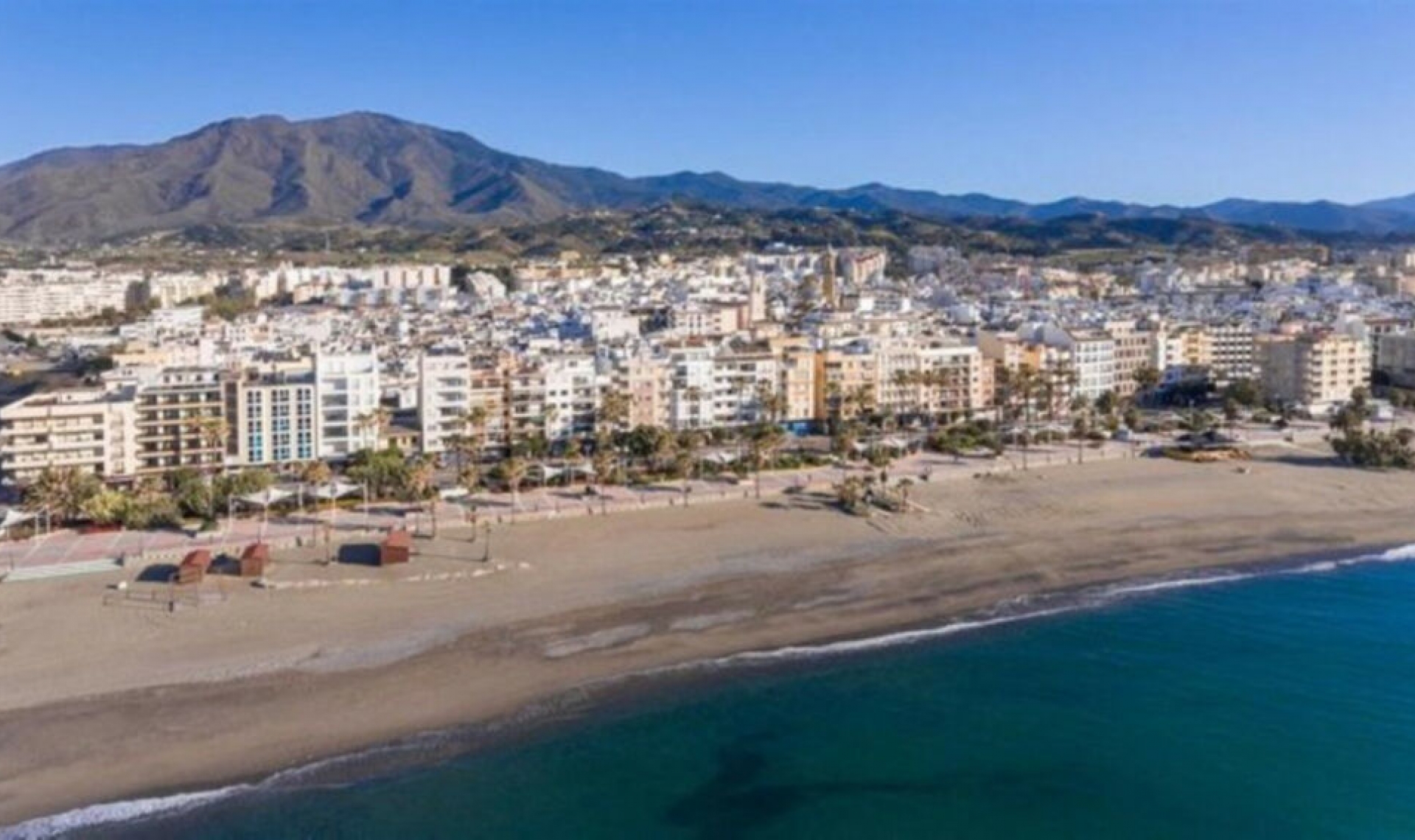 Resale - Apartment -
Estepona