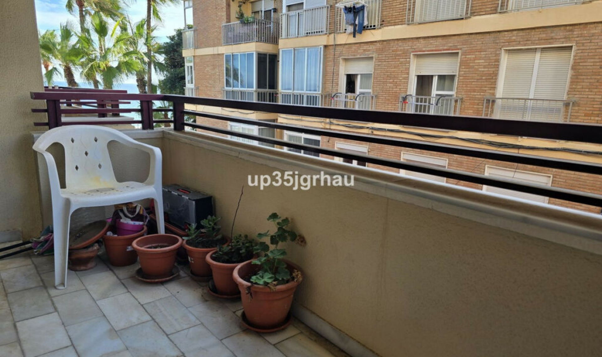 Resale - Apartment -
Estepona
