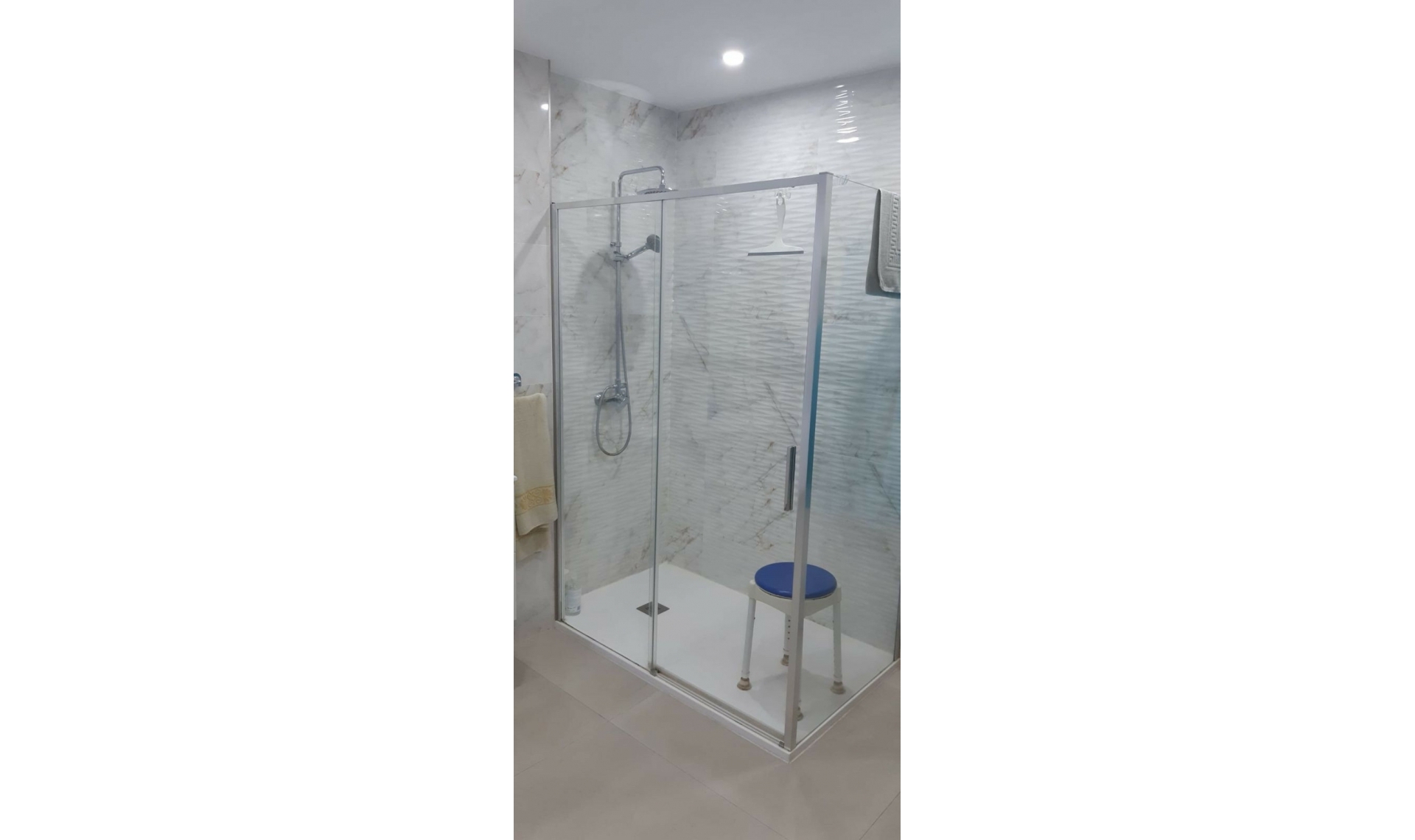 Resale - Apartment -
Estepona