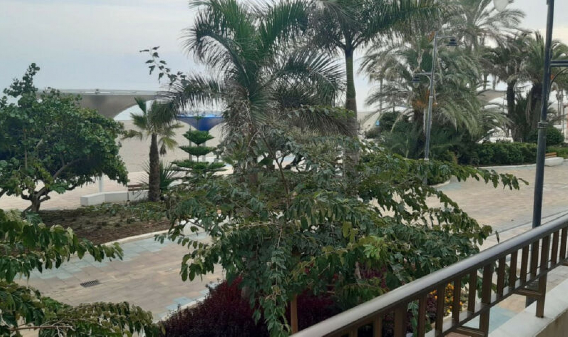 Resale - Apartment -
Estepona