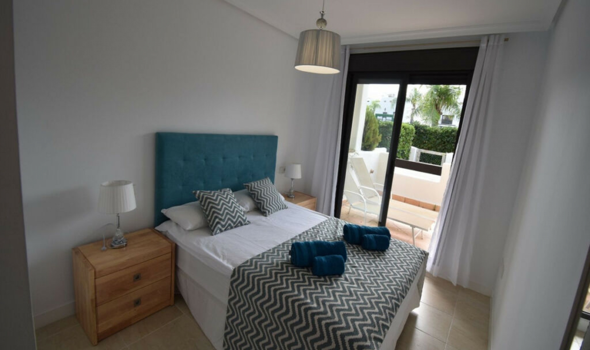 Resale - Apartment -
Estepona
