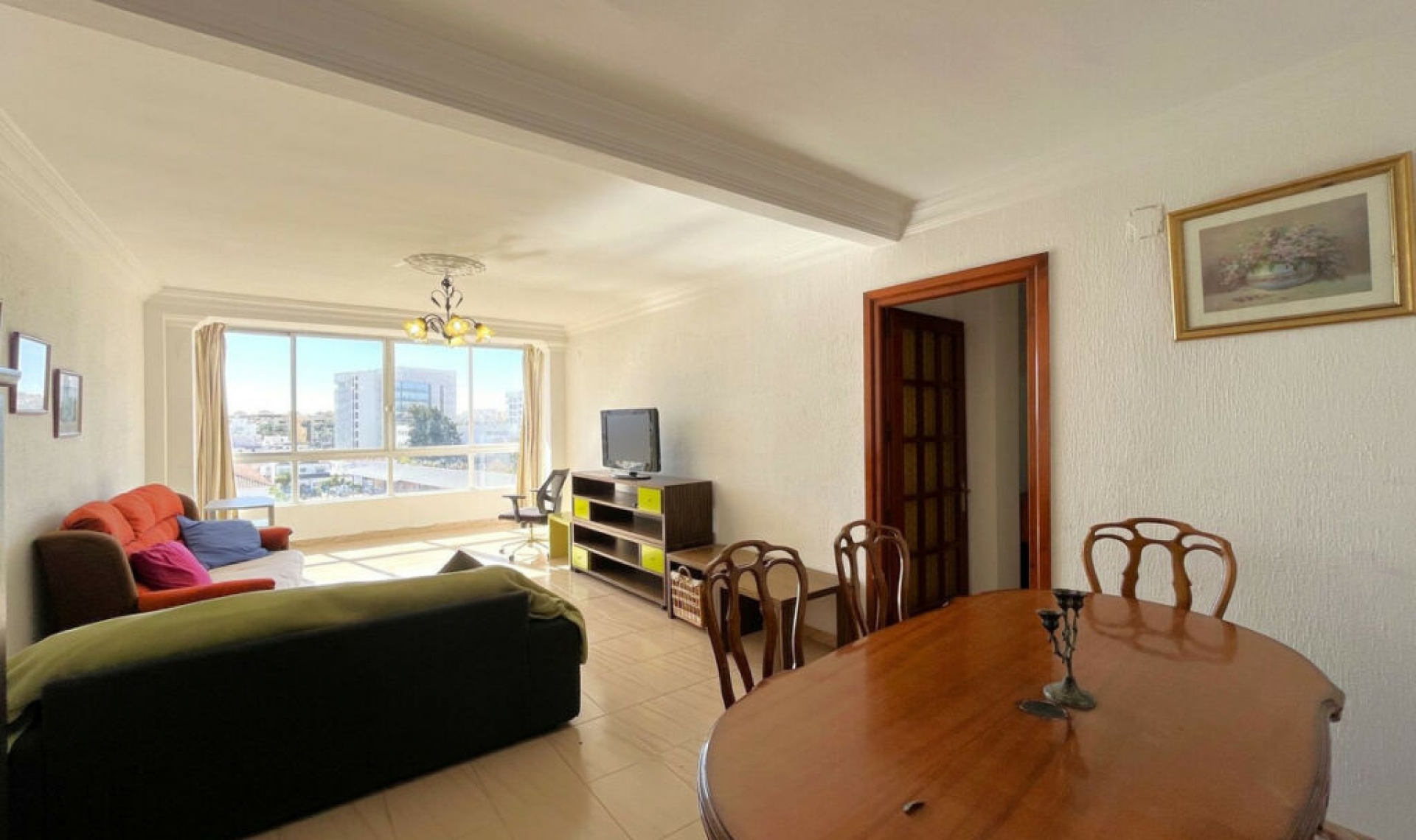 Resale - Apartment -
Estepona