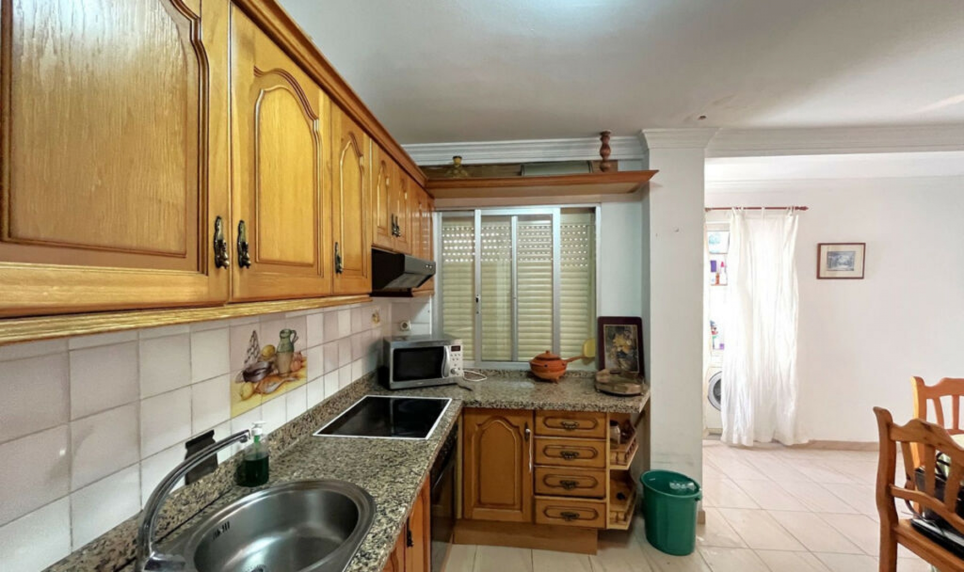 Resale - Apartment -
Estepona