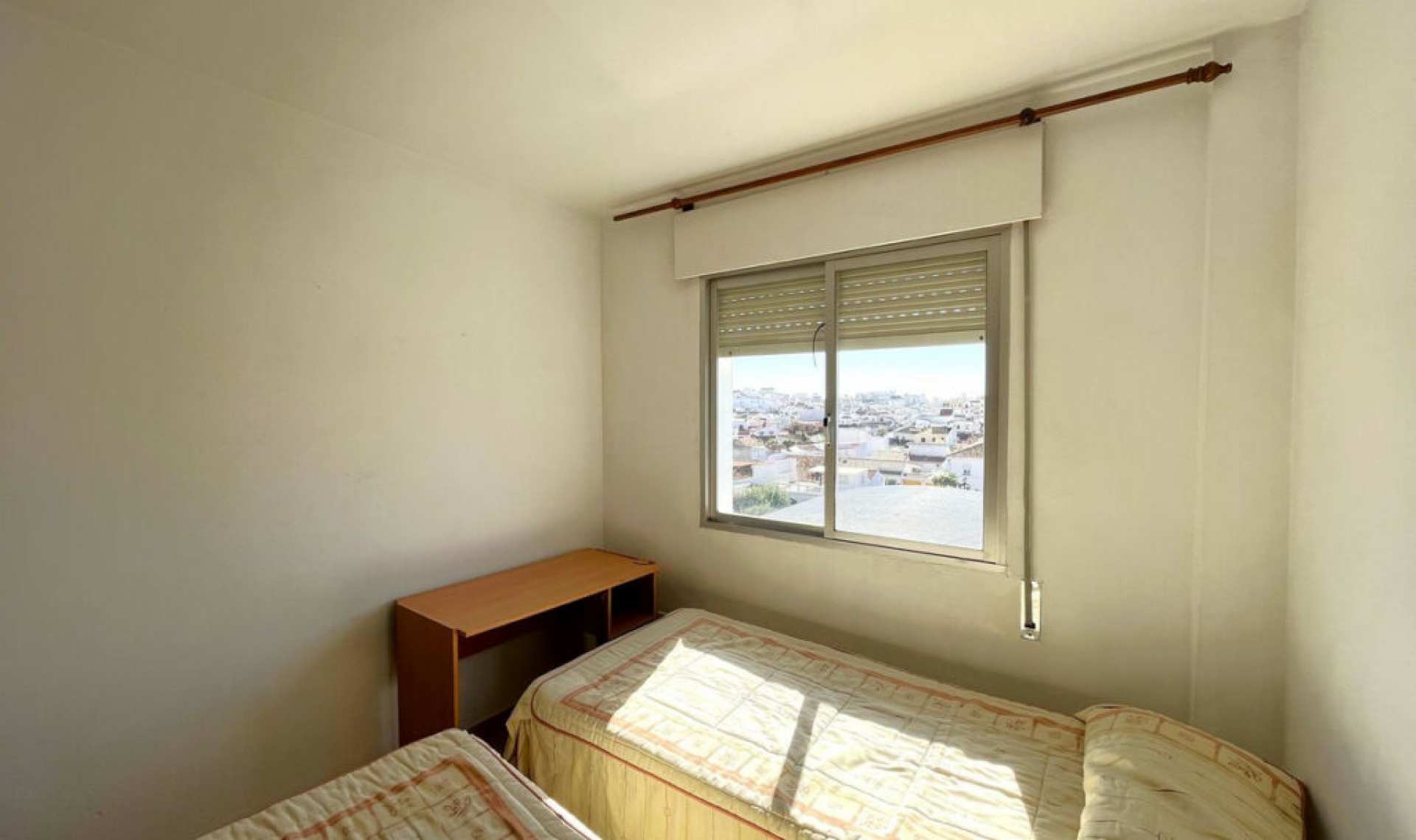 Resale - Apartment -
Estepona