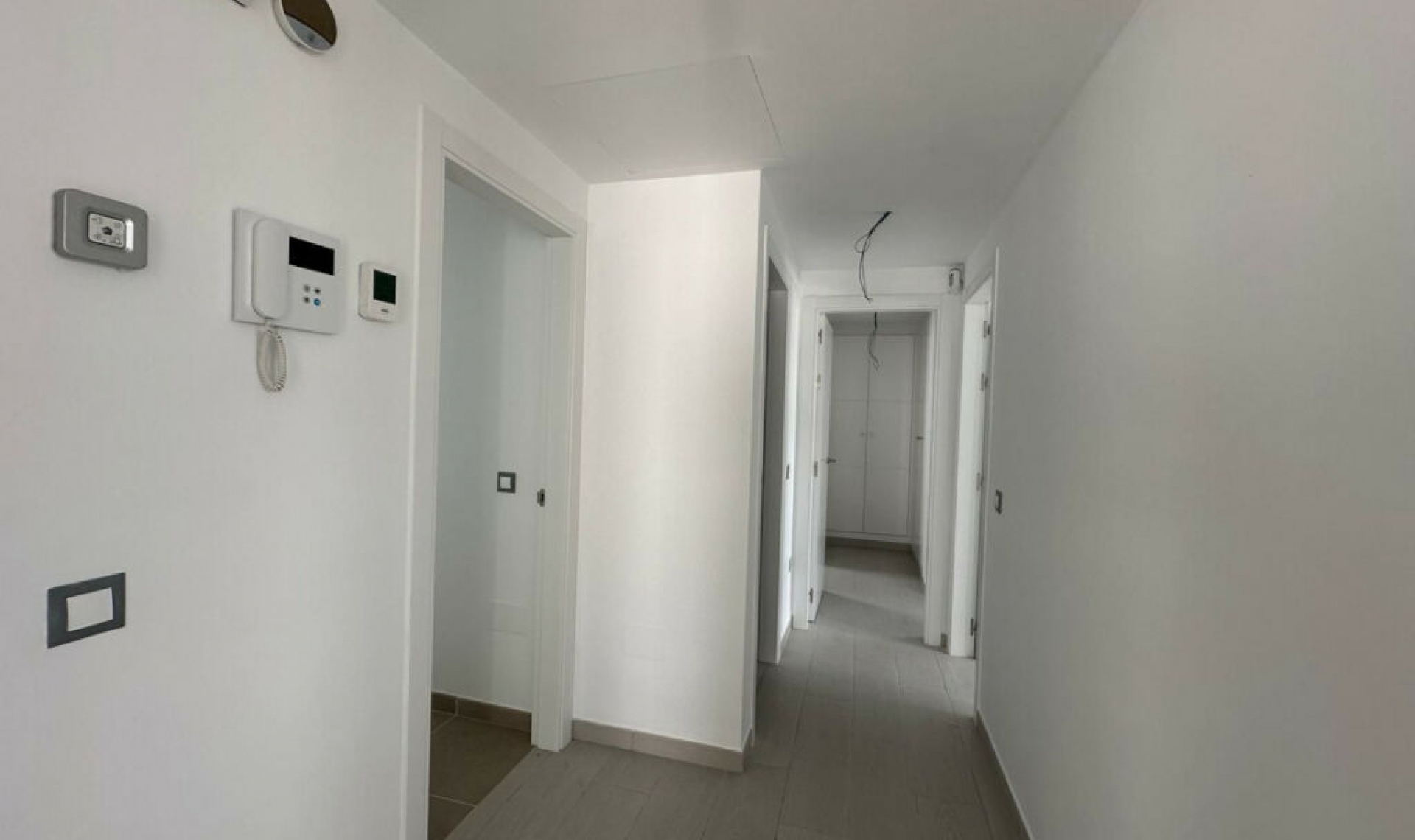 Resale - Apartment -
Estepona