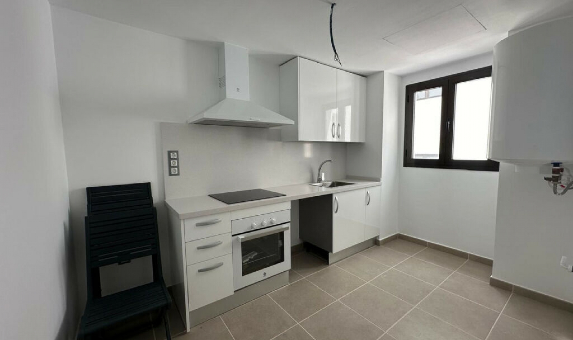 Resale - Apartment -
Estepona