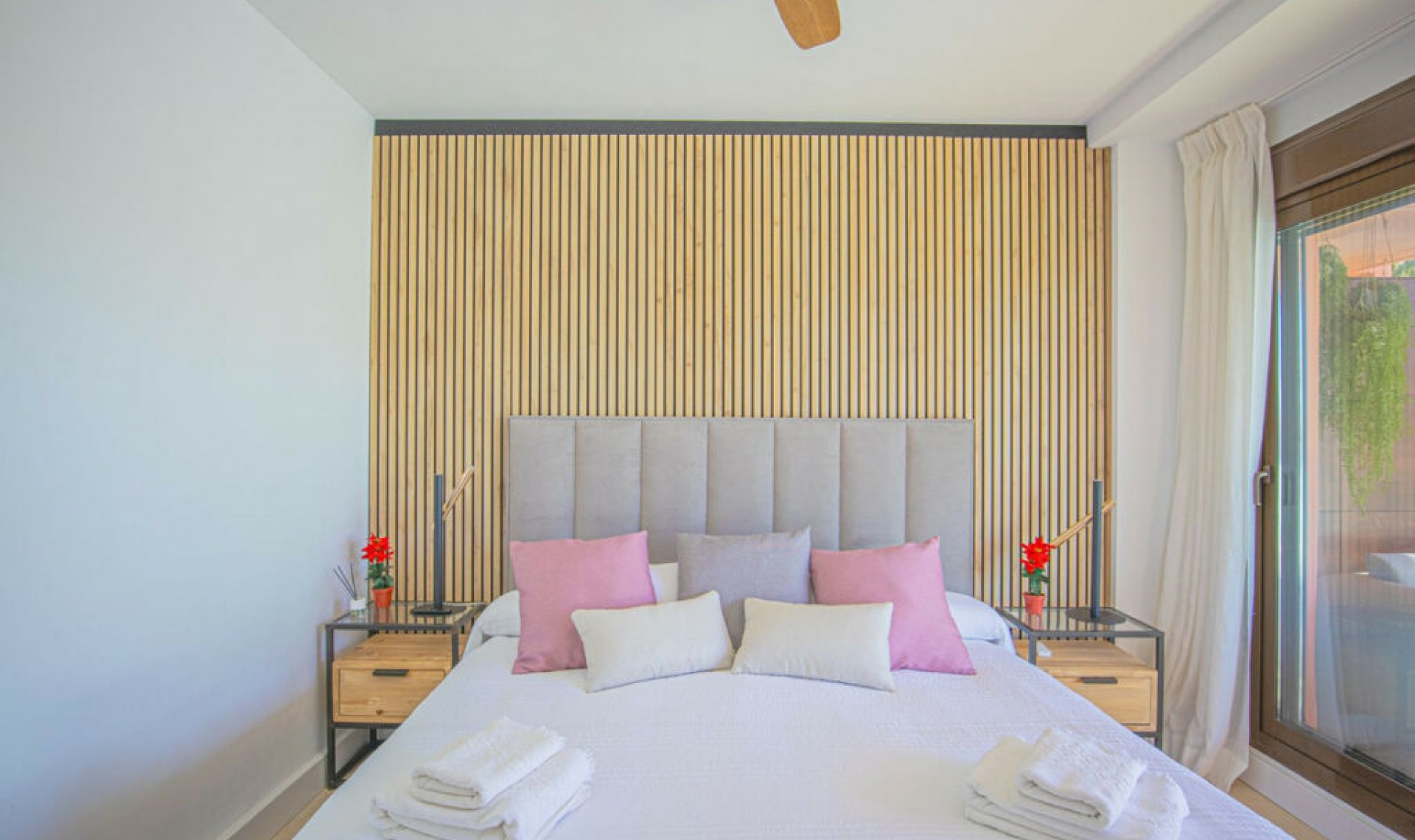 Resale - Apartment -
Estepona
