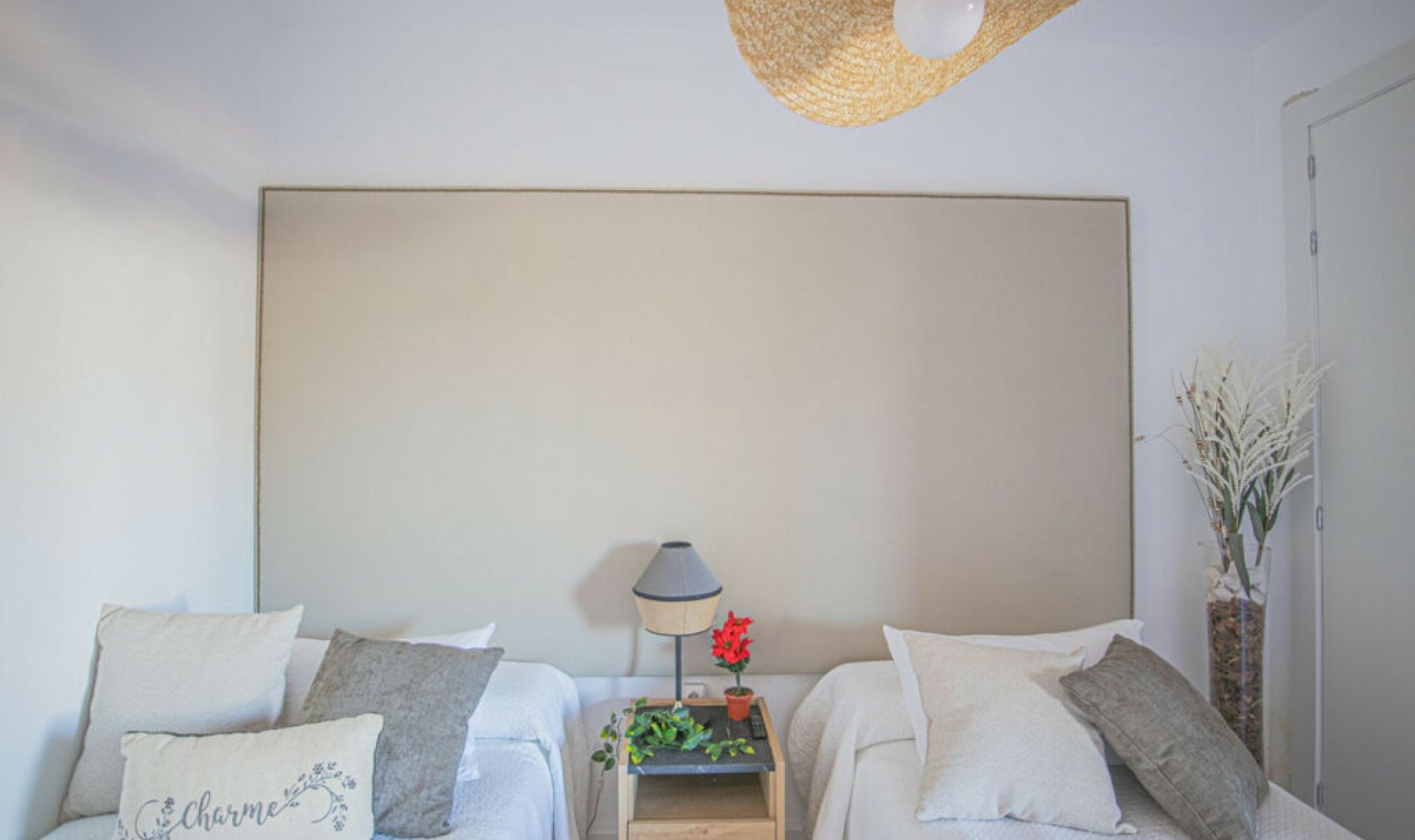 Resale - Apartment -
Estepona