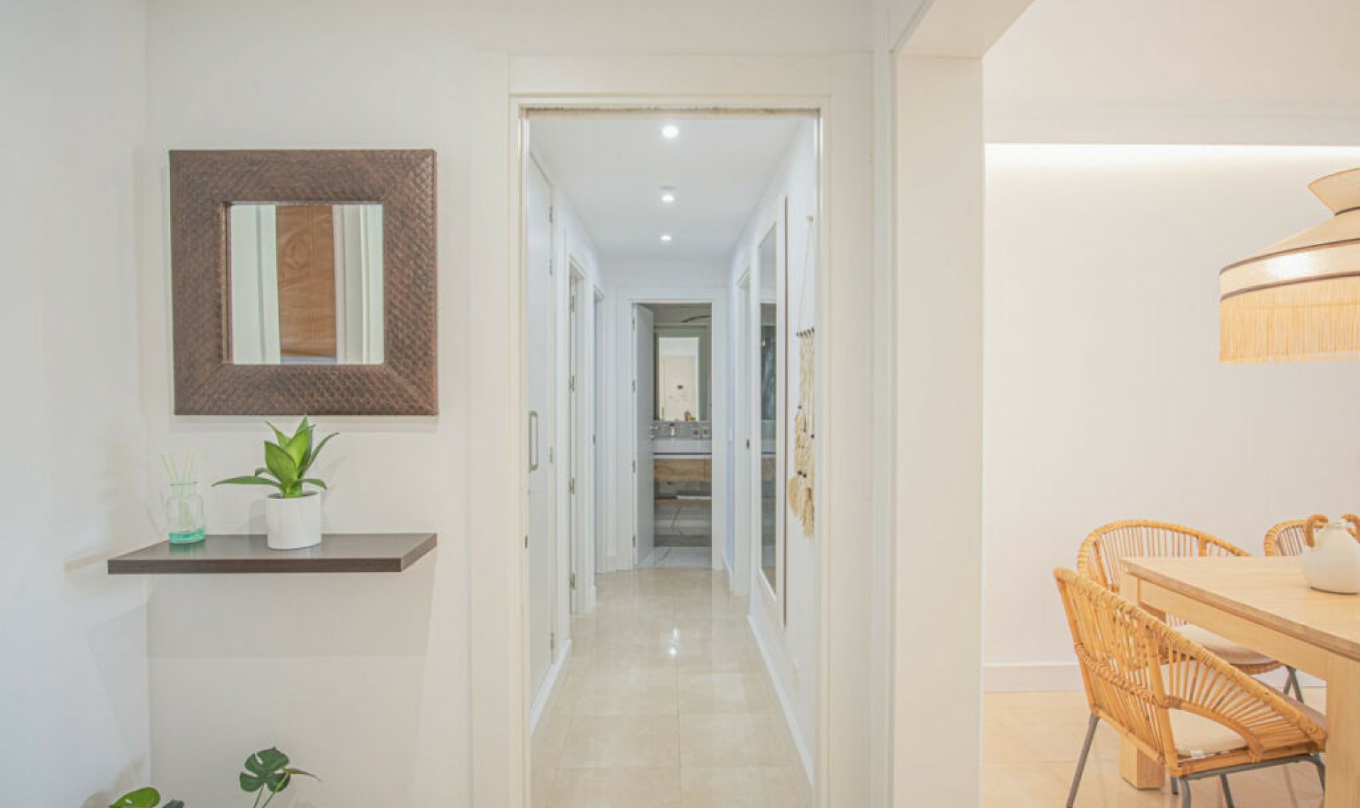 Resale - Apartment -
Estepona