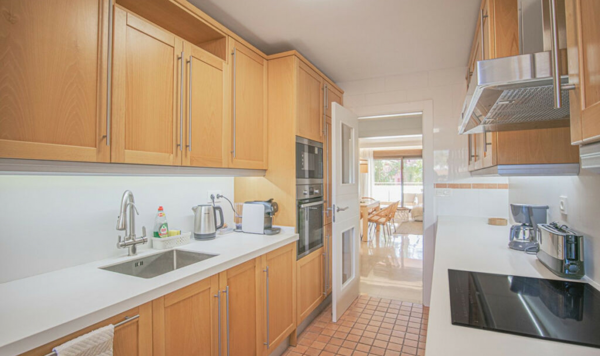 Resale - Apartment -
Estepona
