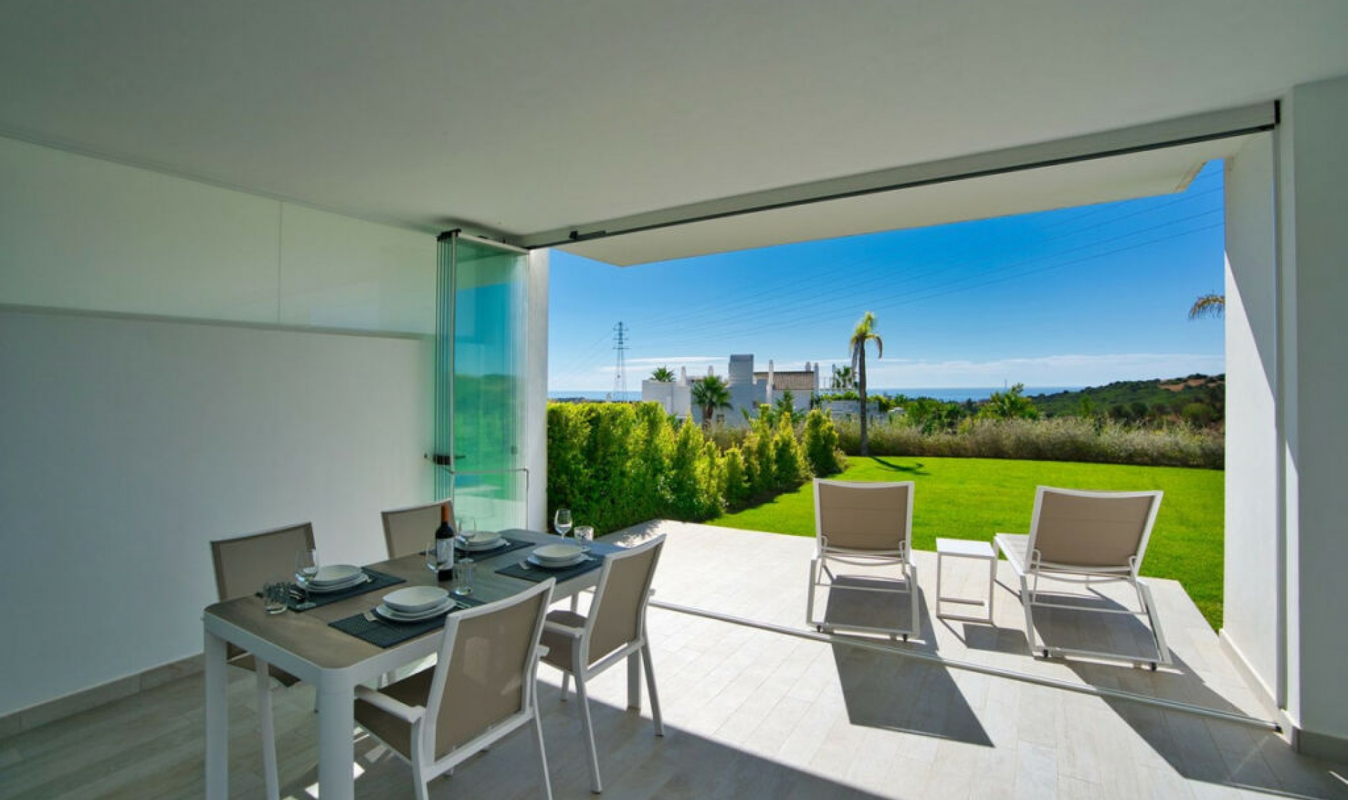 Resale - Apartment -
Estepona