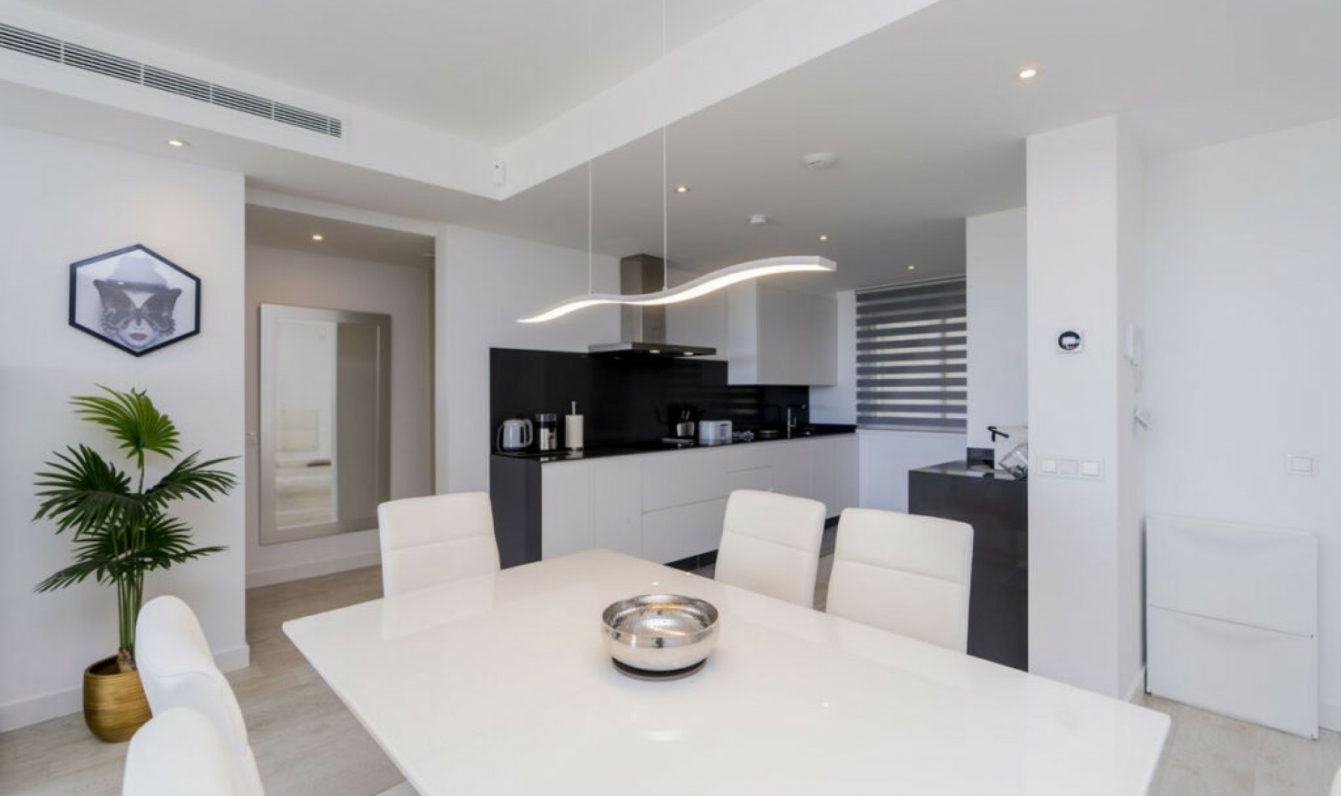 Resale - Apartment -
Estepona