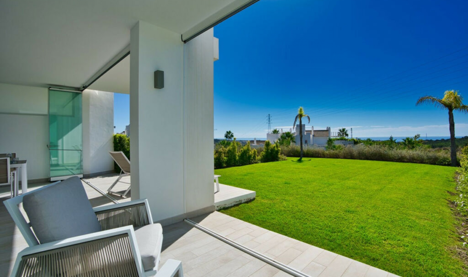 Resale - Apartment -
Estepona