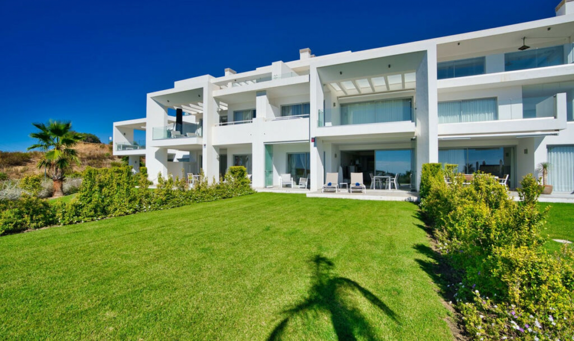 Resale - Apartment -
Estepona
