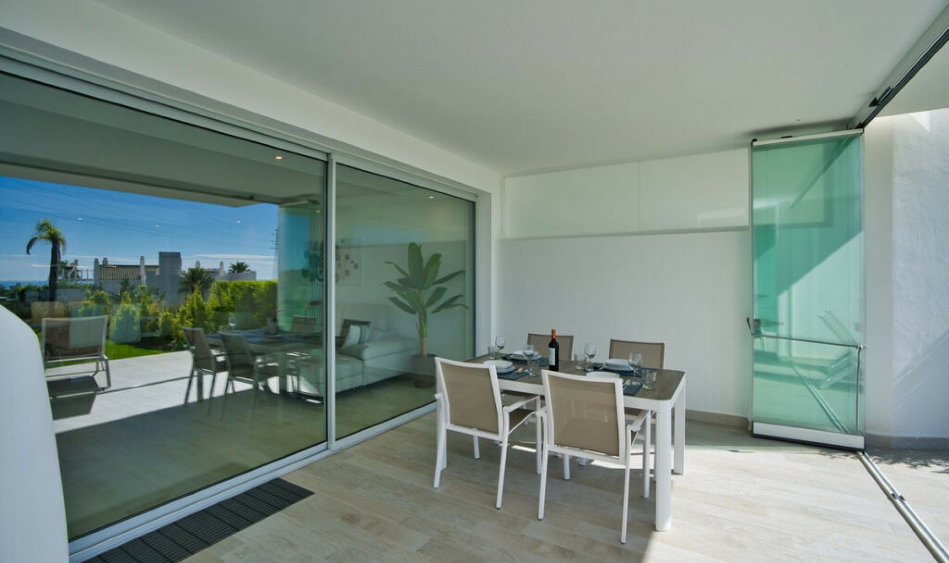 Resale - Apartment -
Estepona