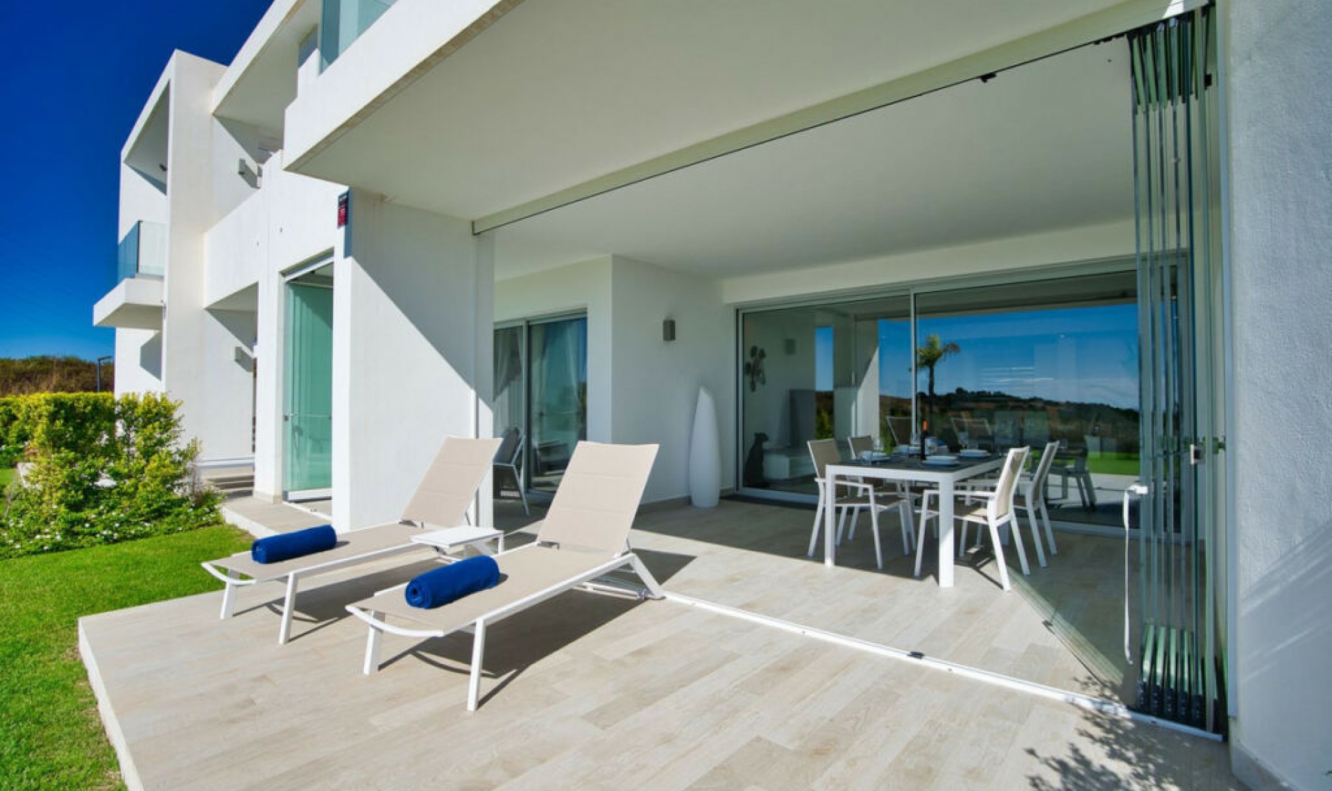 Resale - Apartment -
Estepona