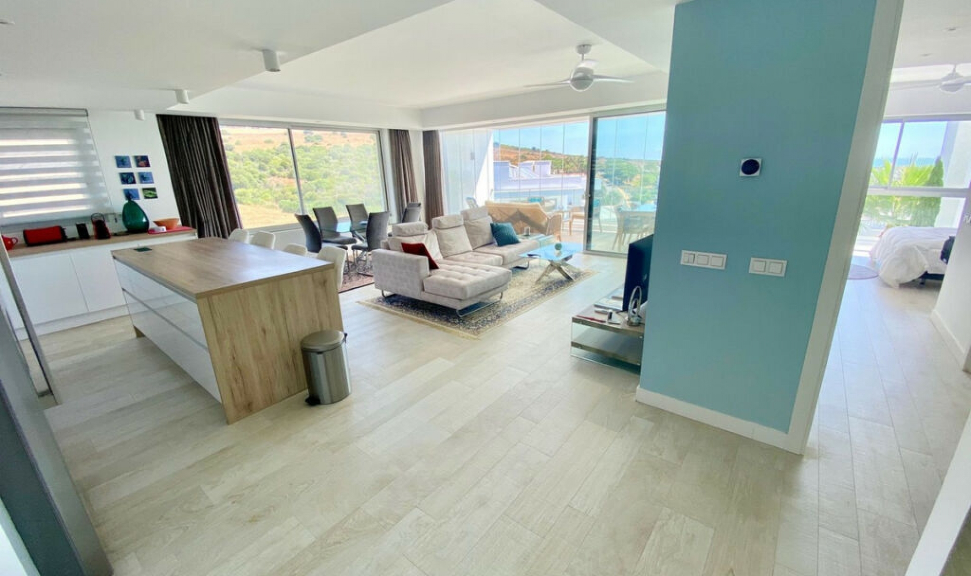 Resale - Apartment -
Estepona