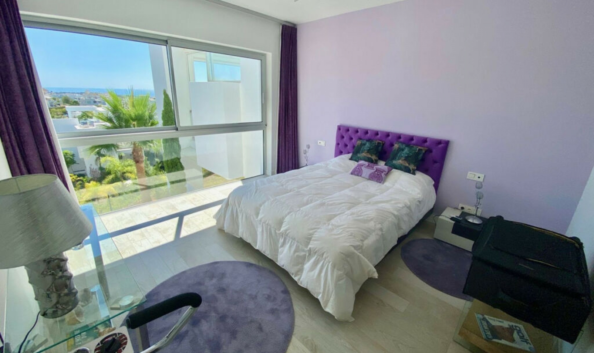 Resale - Apartment -
Estepona