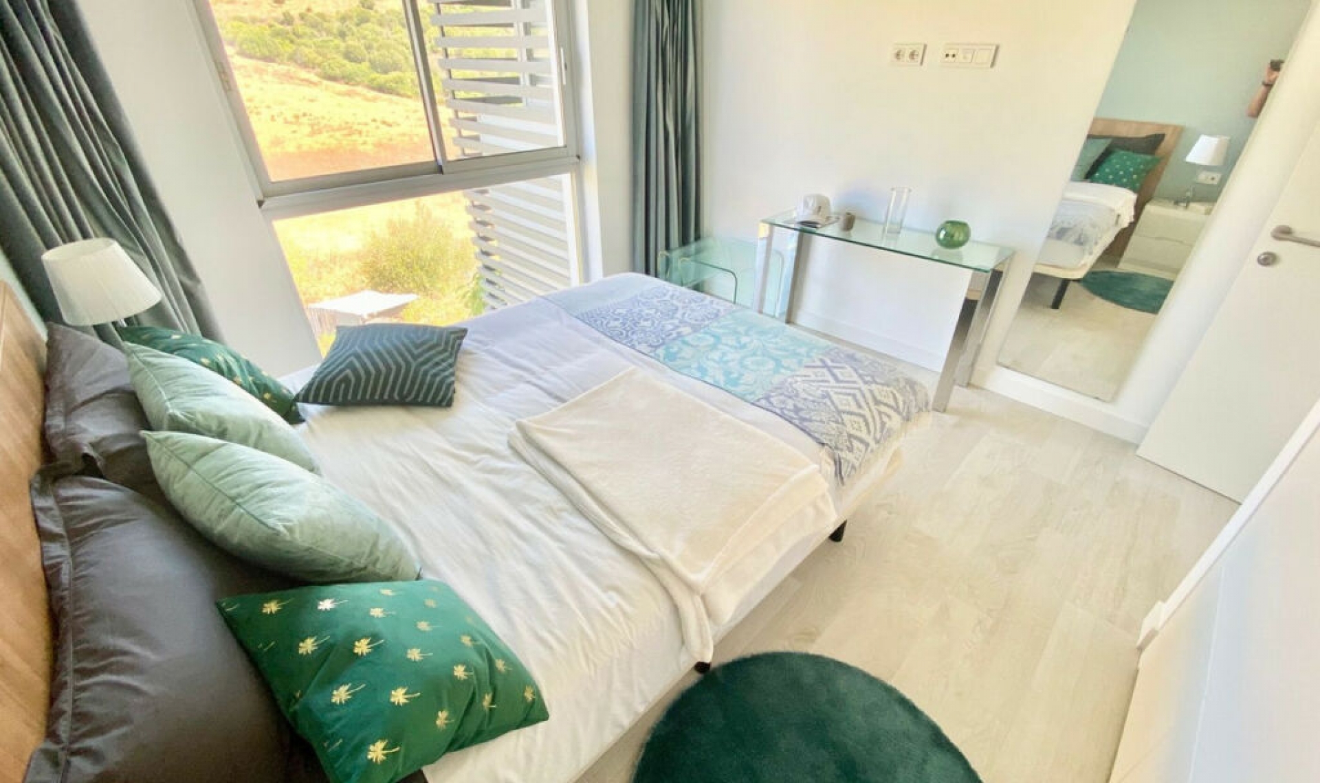 Resale - Apartment -
Estepona