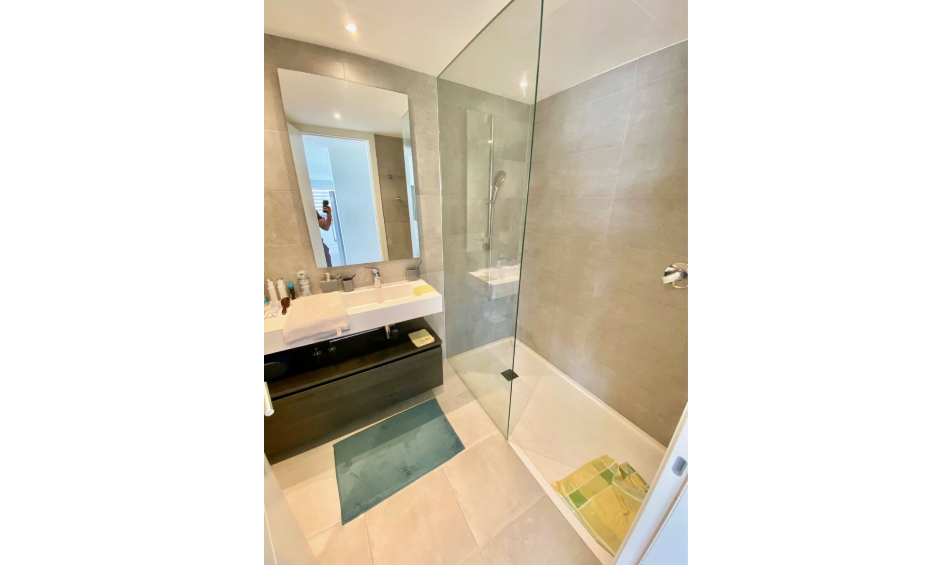 Resale - Apartment -
Estepona