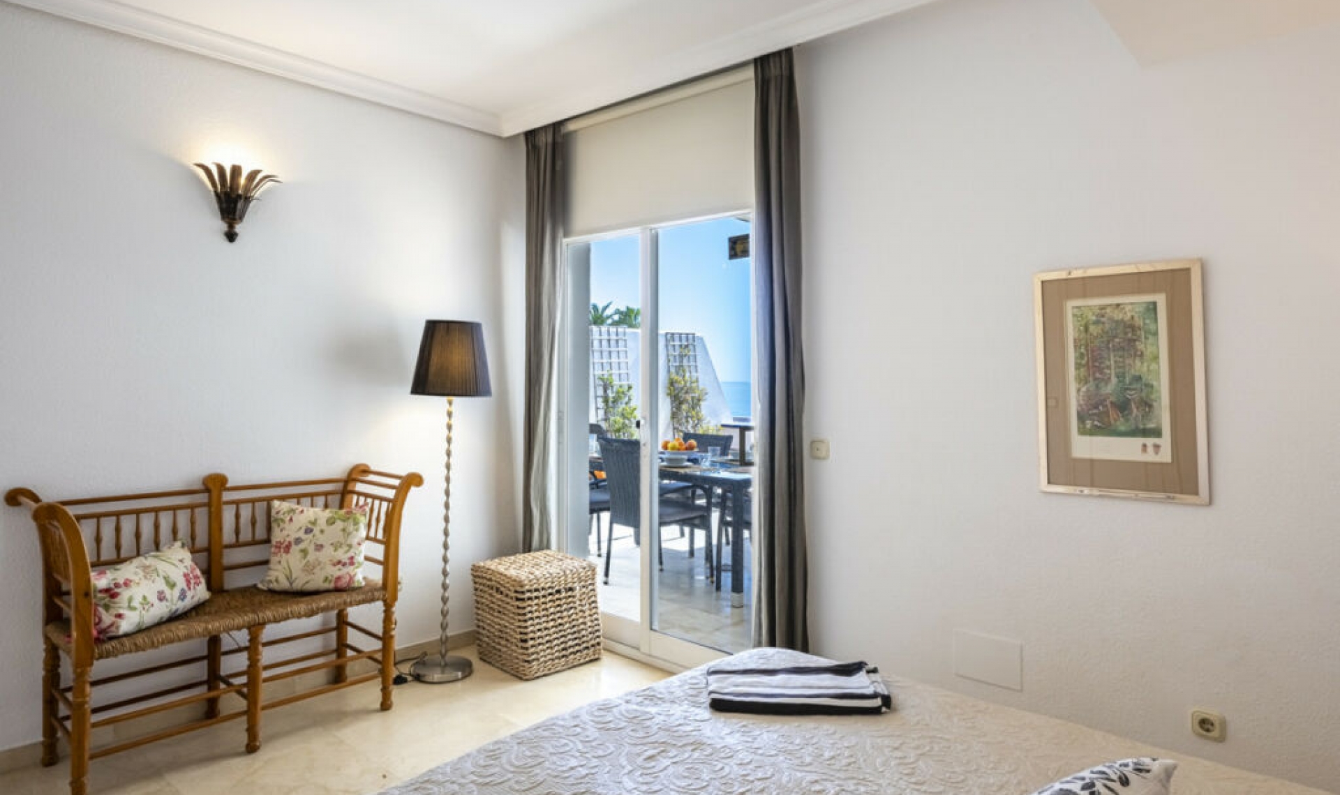 Resale - Apartment -
Estepona